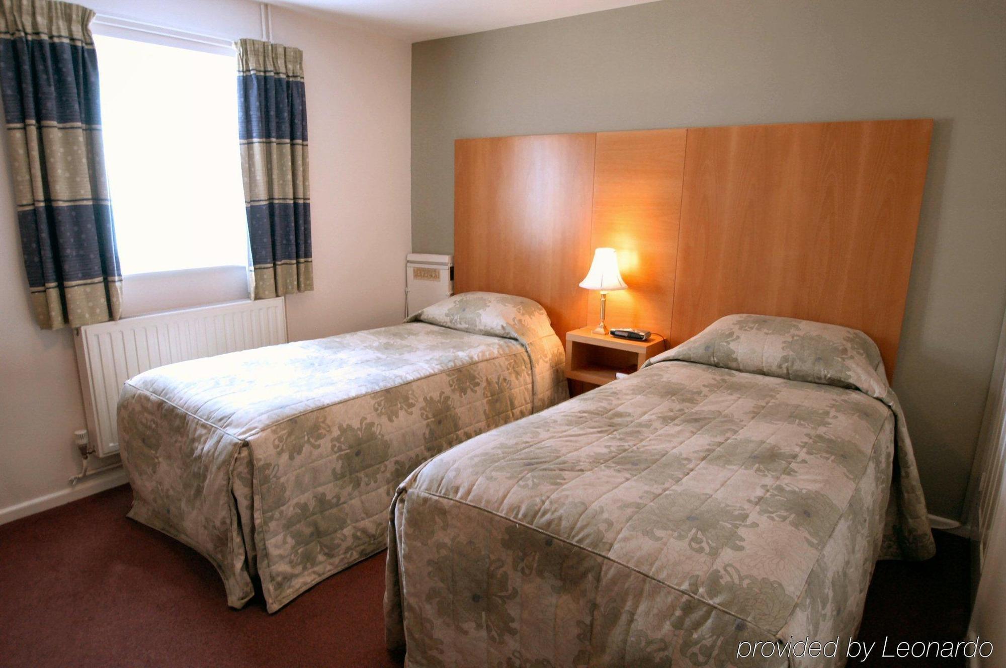 Coach House Hotel Melbourn Rom bilde