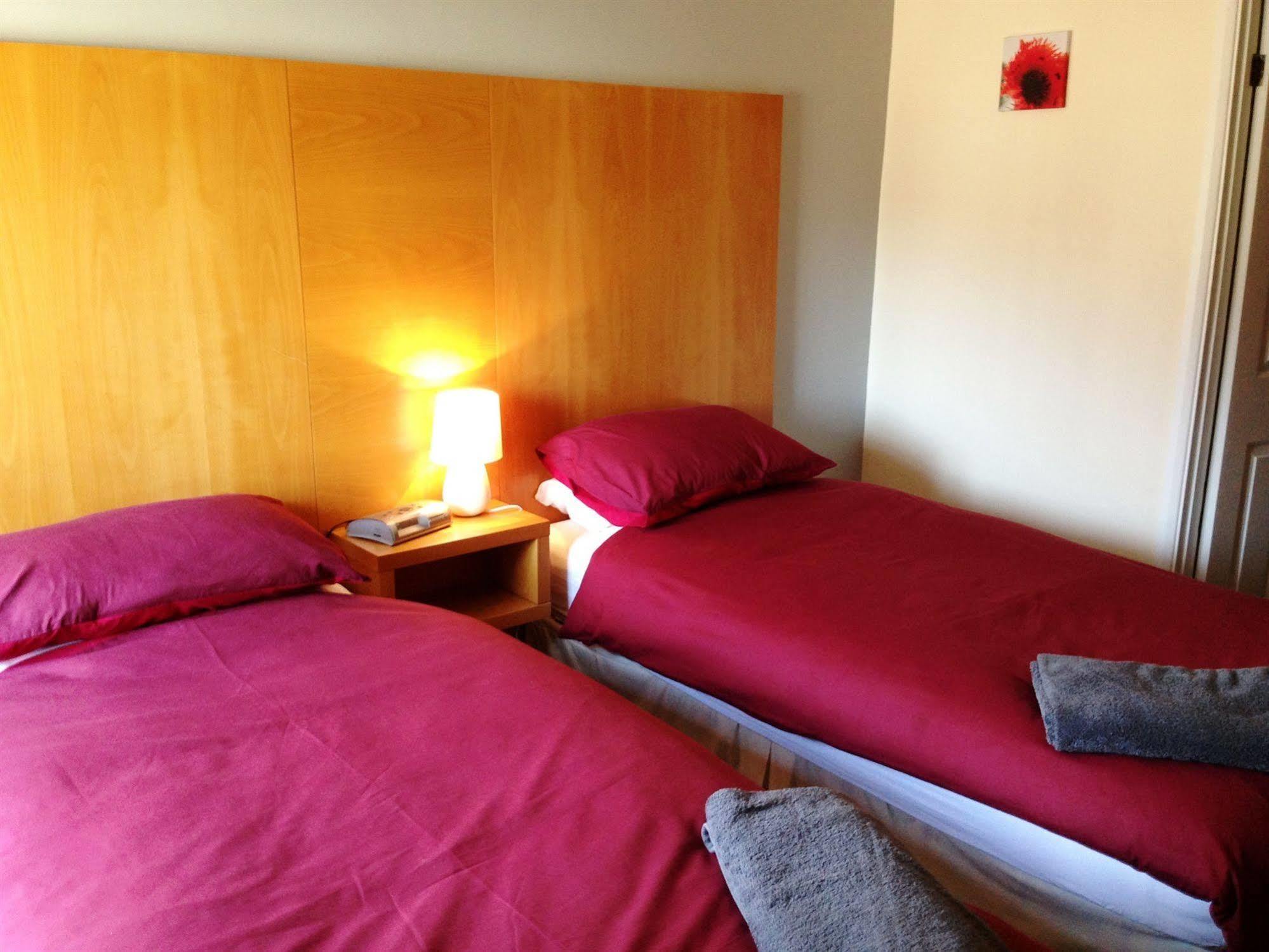 Coach House Hotel Melbourn Eksteriør bilde